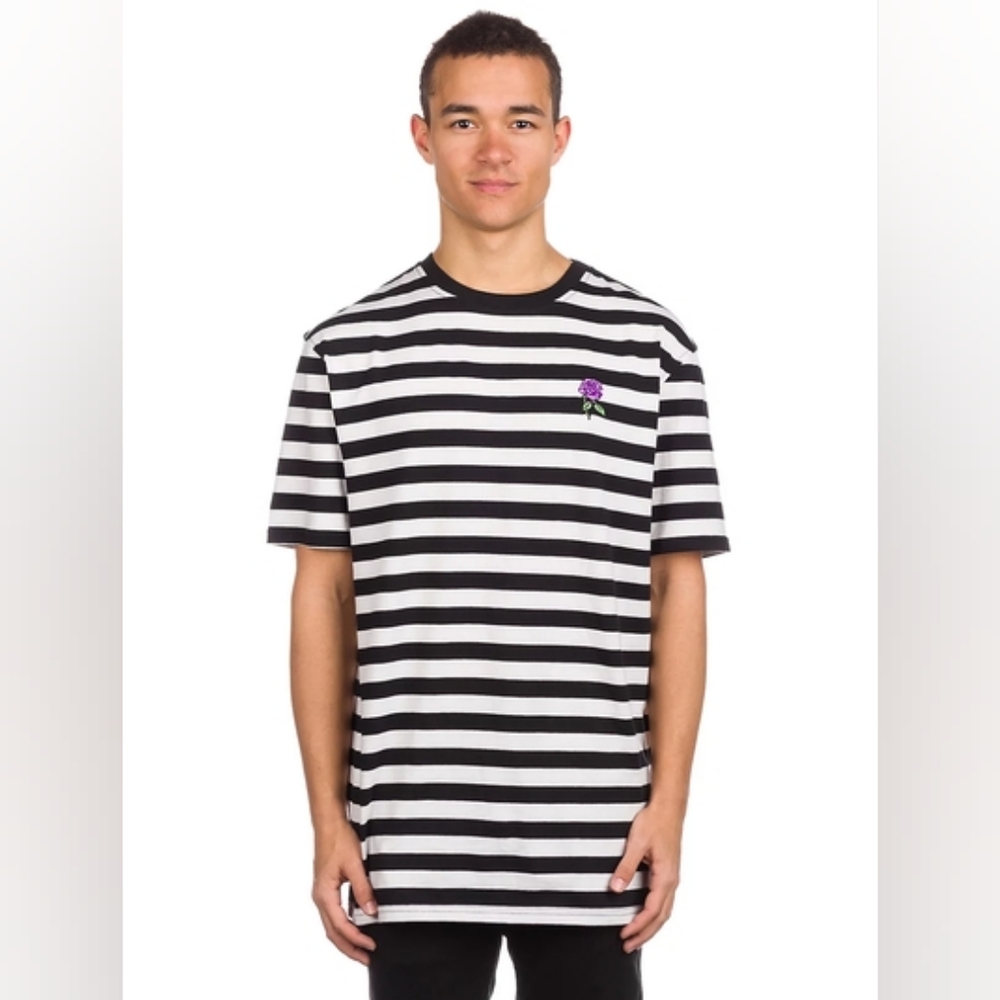 Broken Promises. Thornless Stripes T-Shirt. Size Medium.